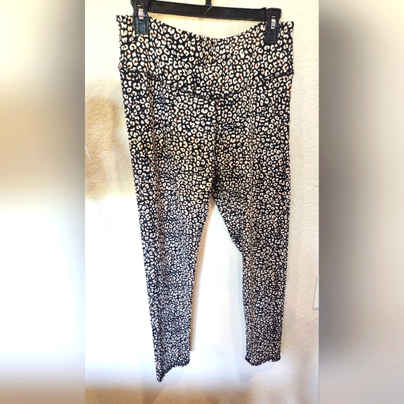2 Piece Workout Set Women's Size XL Cheetah Print - Picture 4 of 7